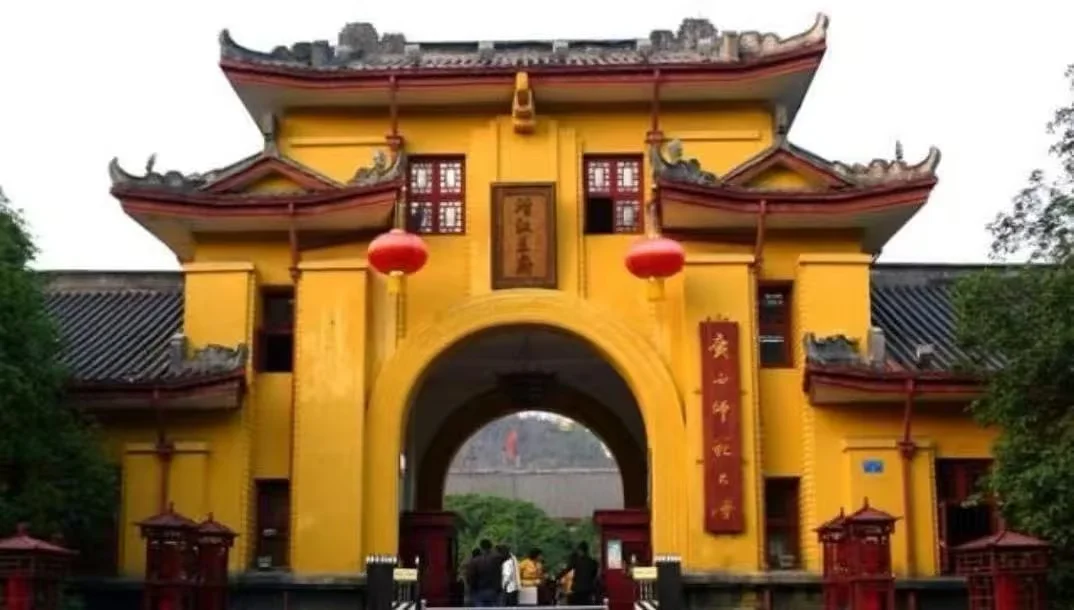 Discover Jingjiang Princes’ City Guilin with This Easy Guide