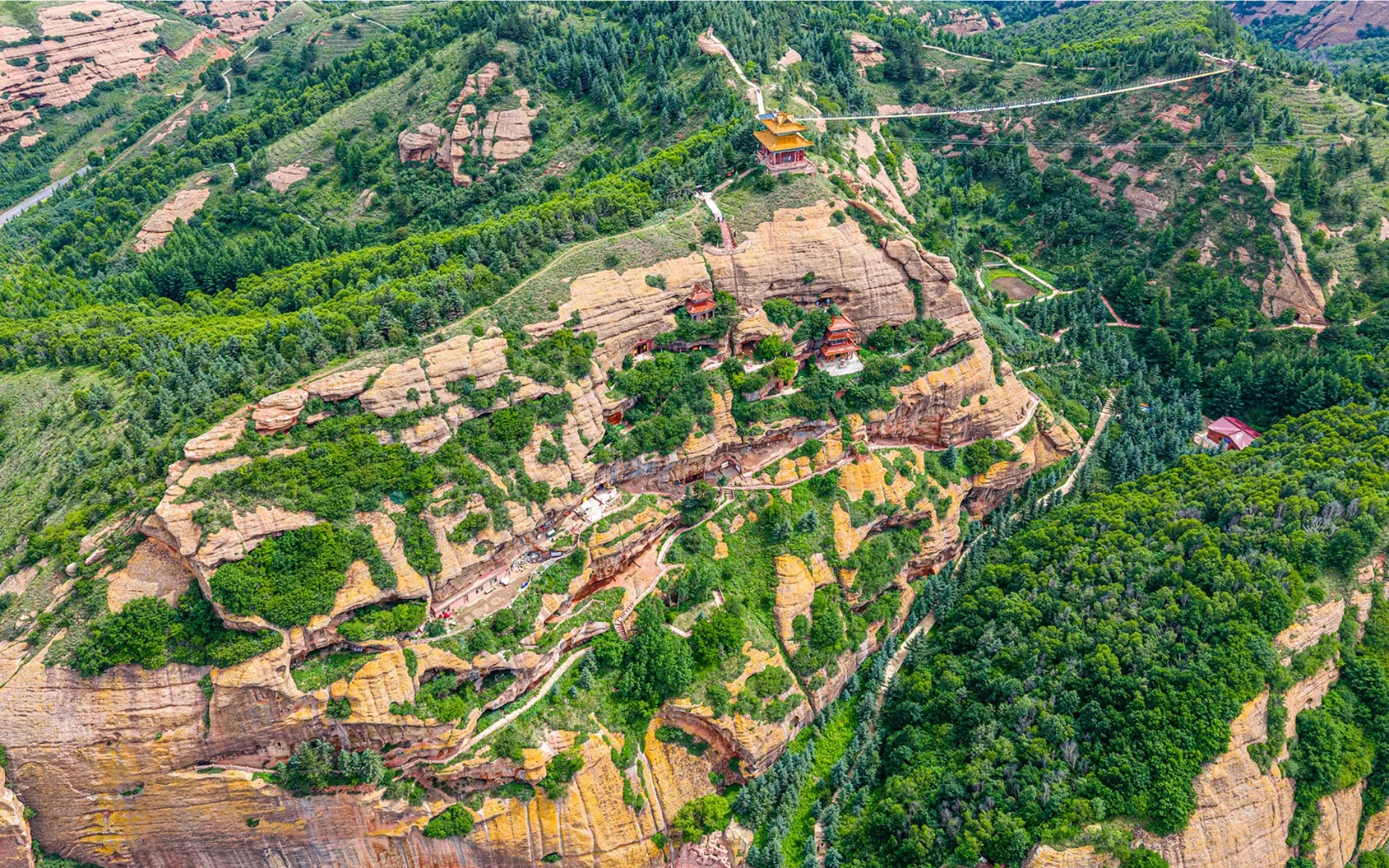 Top Tips for First-Time Visitors to Huoshizhai