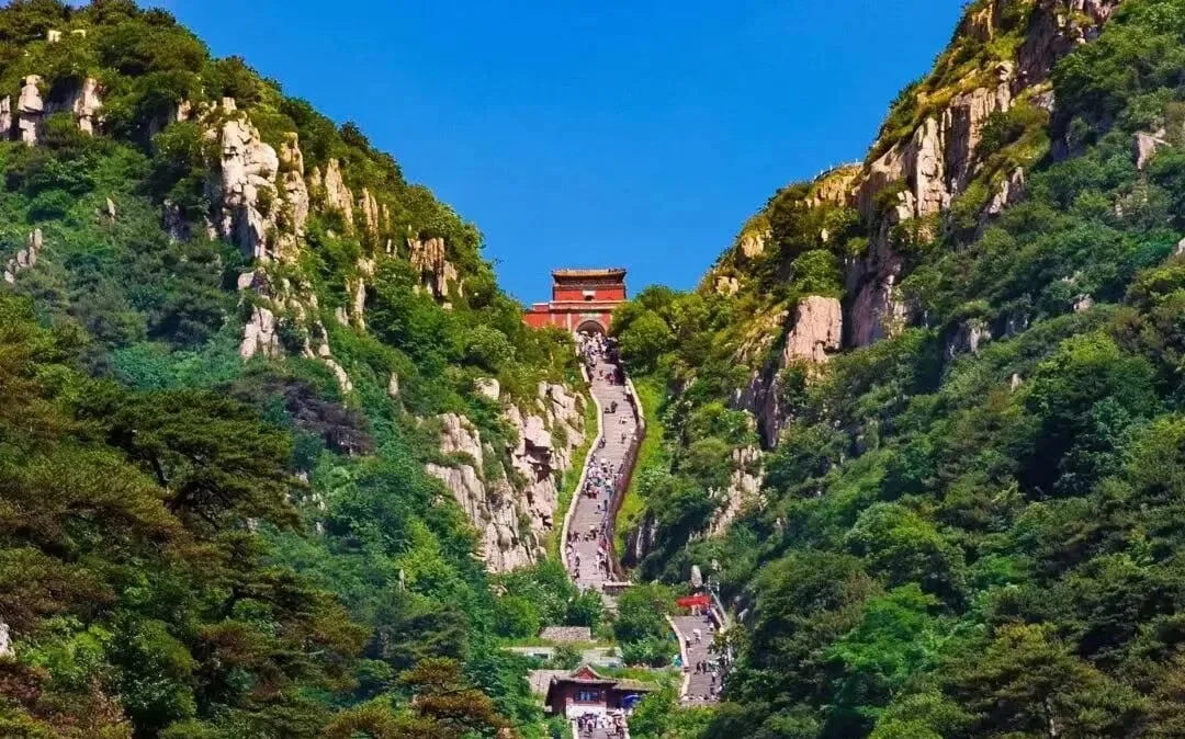 Tai’an Jade Emperor Peak Hiking Tips