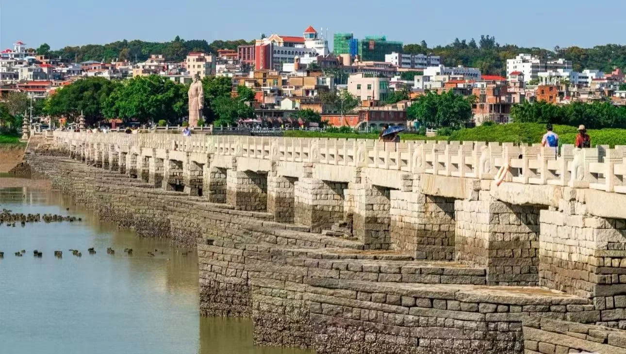 Travel Tips for Visiting Quanzhou Luoyang Bridge