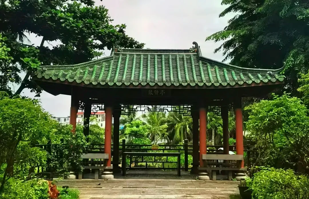 Plan Your Trip to Haikou Temple of the Five Lords with These Tips