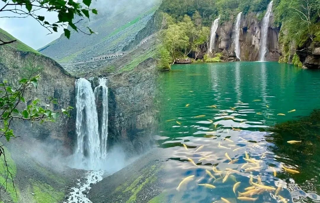 Changbai Mountain Green Deep Pool Adventure Guide