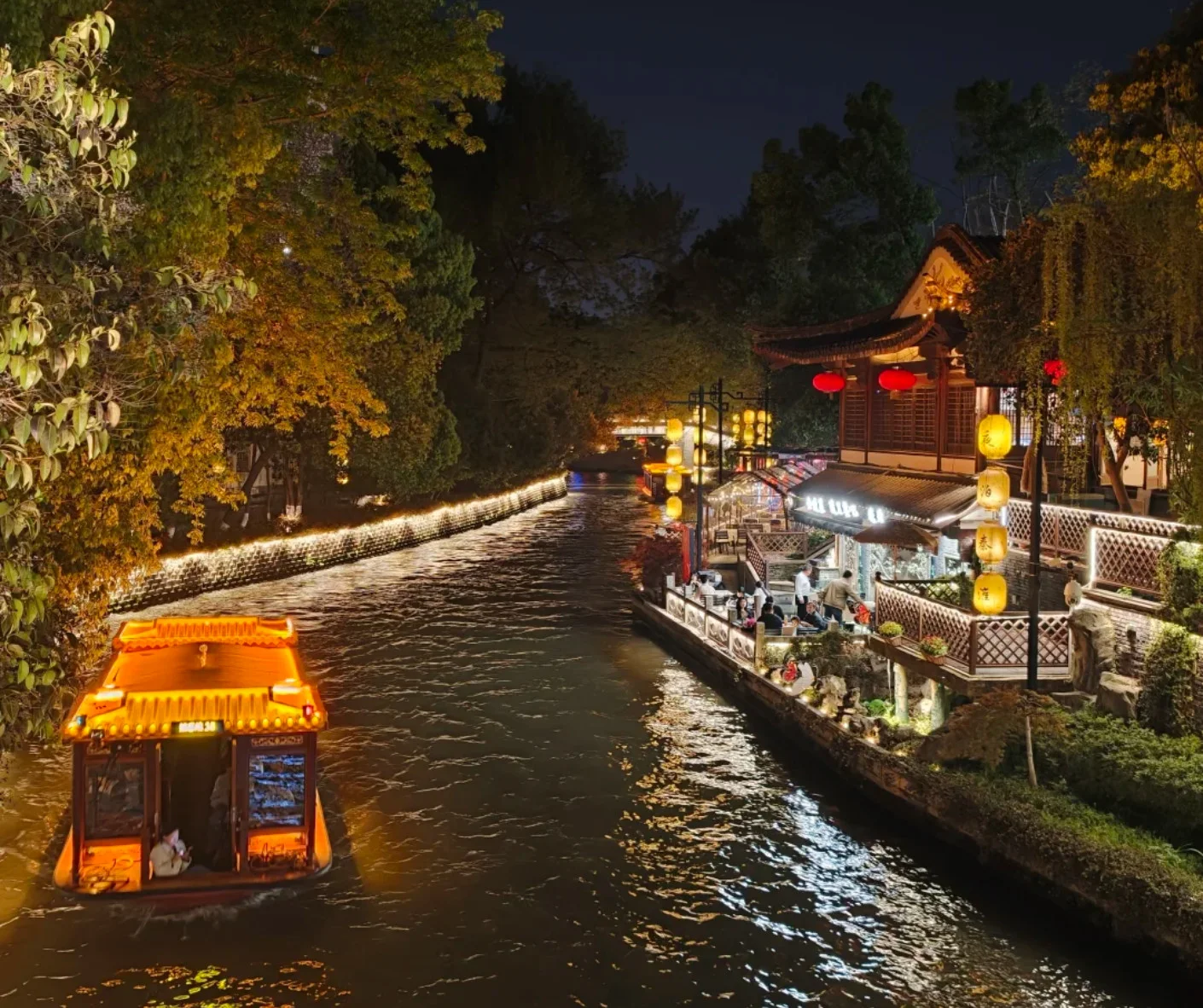 Fuzi Miao and Qinhuai River Visitor’s Guide for an Unforgettable Trip