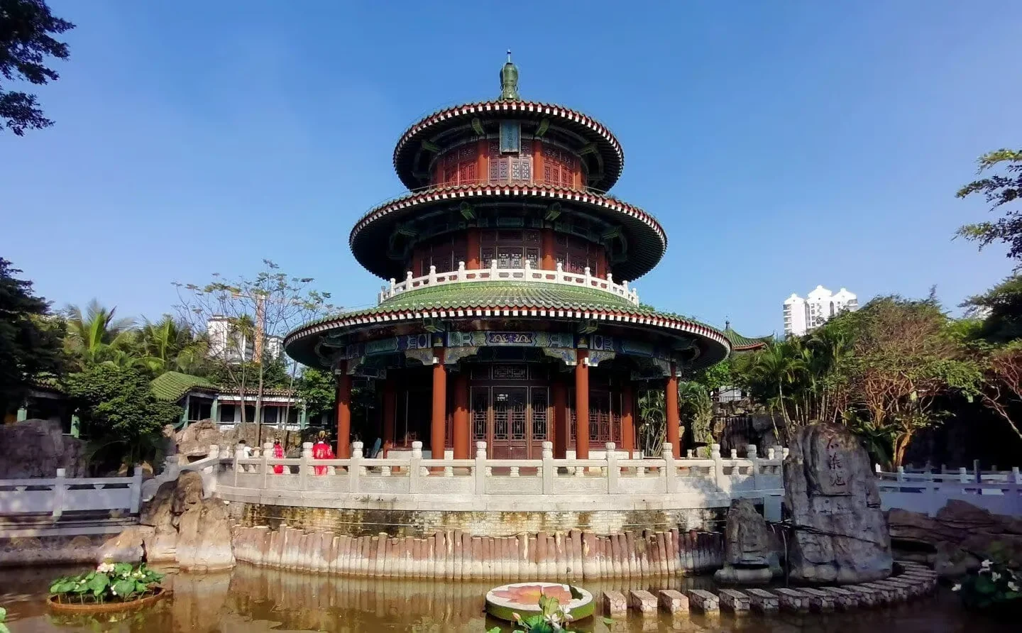 Haikou Hairui Tomb Guide: Must-See Highlights and Visiting Tips