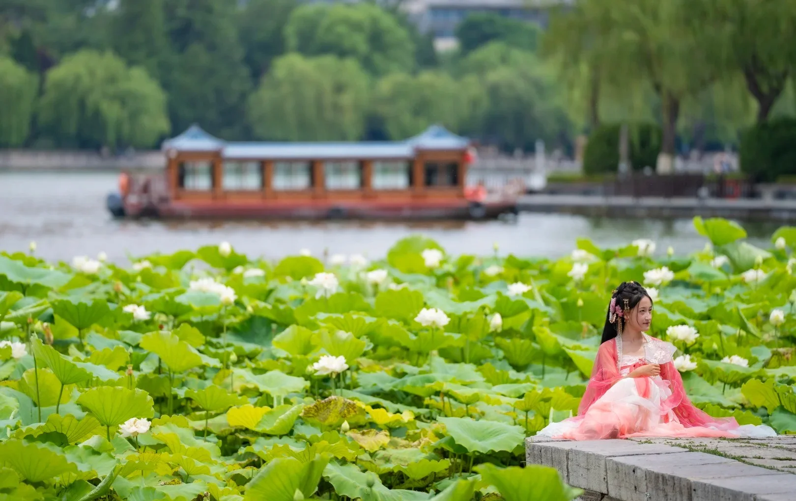 How to Plan the Perfect Trip to Daming Lake