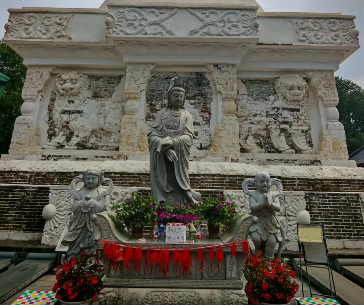 Discover serenity with Nanta Guangci Temple travel tips