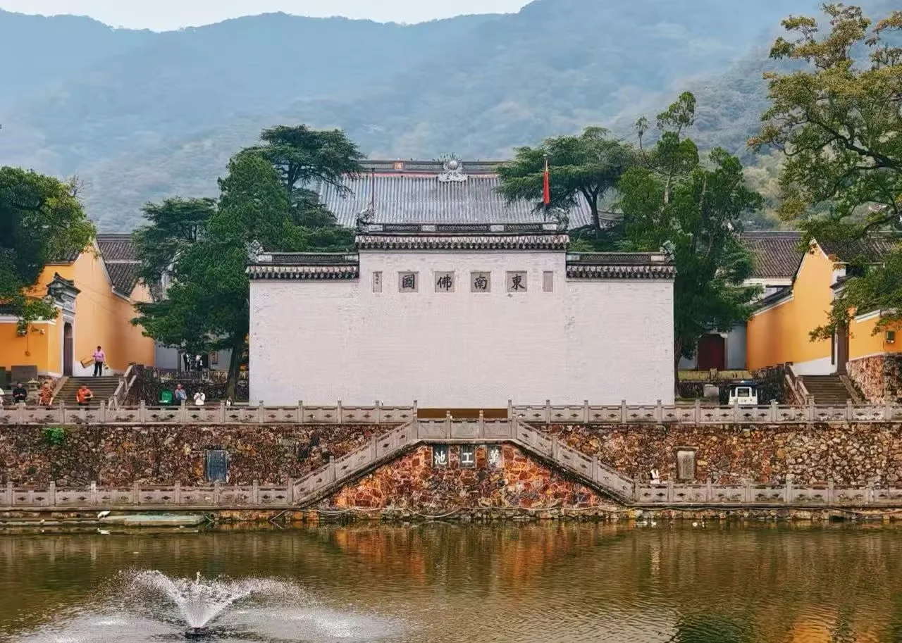 Ningbo Tiantong Temple Visitor Information and Travel Advice