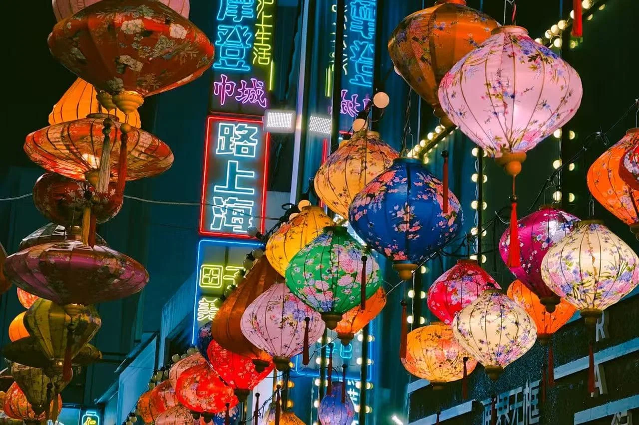 Discovering Tianzifang in Shanghai for New Travelers