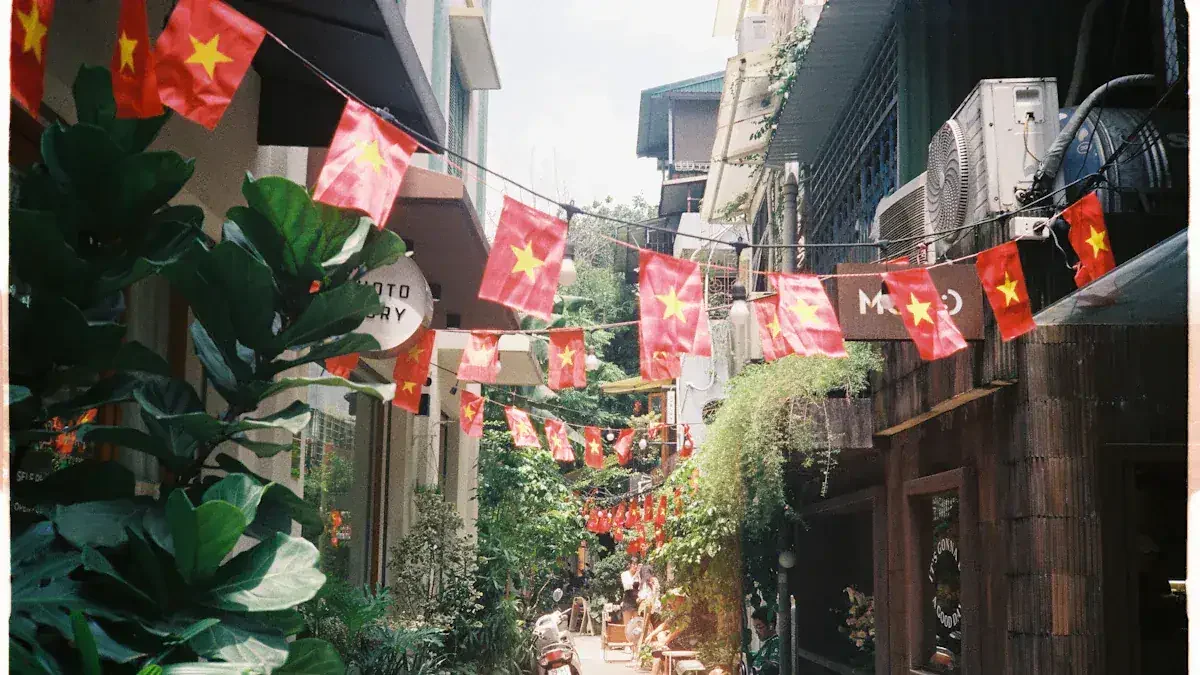 Explore Tianzifang with an English Audio Guide