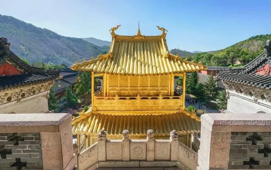 Shanxi Xiantong Temple Guide to Stunning Architecture and Hidden Features