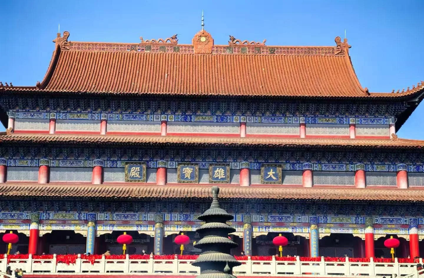 A Guide to Praying for Blessings at Kaifu Temple During Chinese New Year